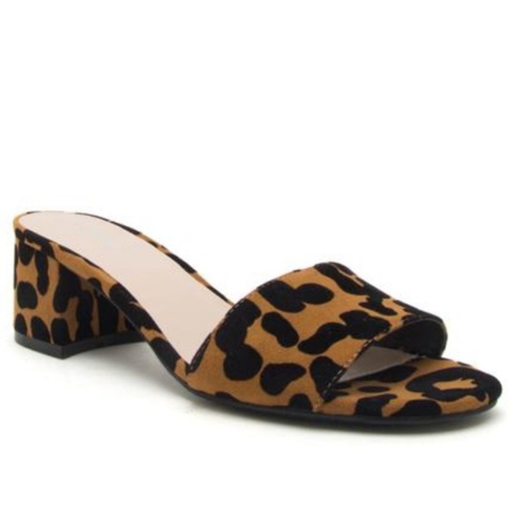 Leopard mules 🤎 BRAND NEW CONDITION